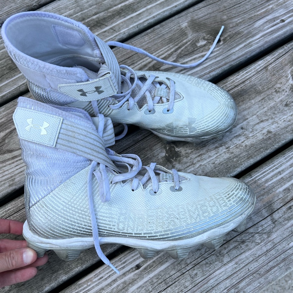White 9.5 Under Armour High Support Football Cleats